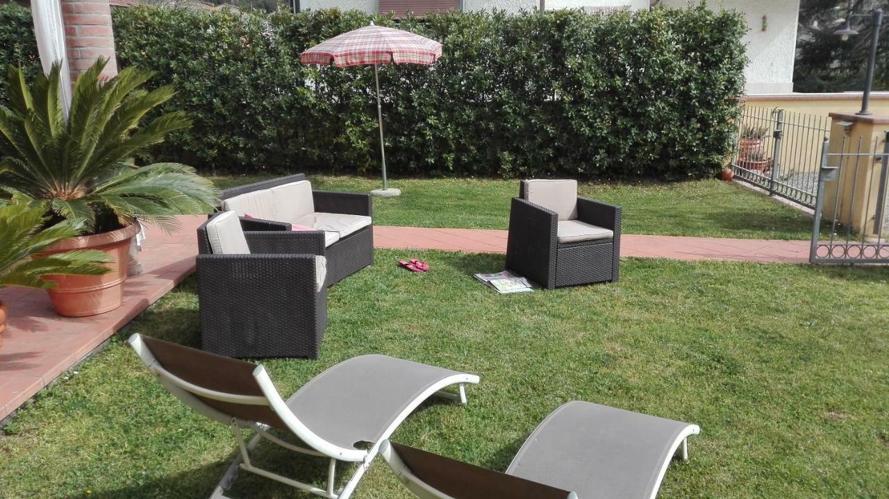 B&B La Rondine Tra Pisa E Lucca San Giuliano Terme Exteriör bild