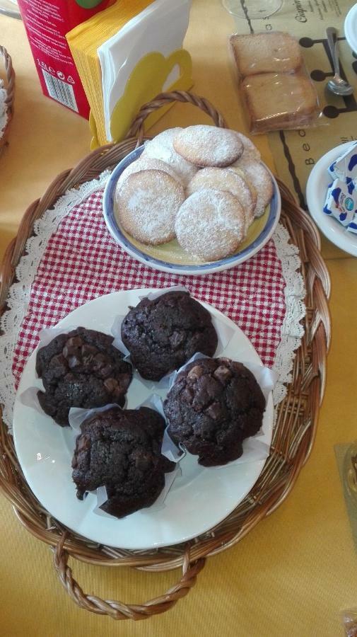 B&B La Rondine Tra Pisa E Lucca San Giuliano Terme Exteriör bild